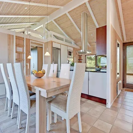 Four-bedroom Holiday In Tatil Evi *