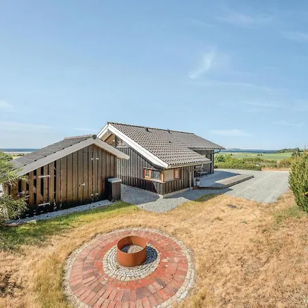 Tatil Evi Four-bedroom Holiday In *